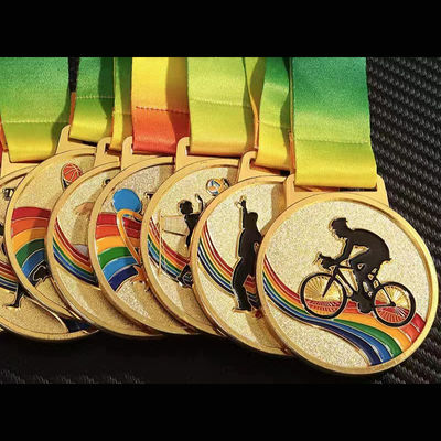 Ironman Round Custom Medals Decoration Custom Die Cast Medals