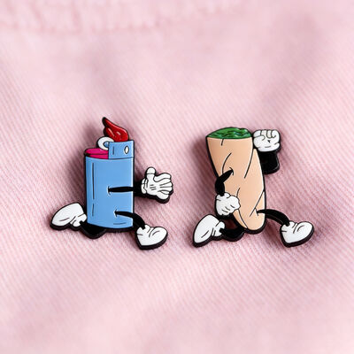 ซื้อ ขายปลีกสตางค์เลปเปิ้ลโลหะที่พิมพ์ด้วยแผ่นผ้าไหมตามสั่ง สําหรับเครื่องแต่งกาย, อุปกรณ์เสริมและสัญลักษณ์สัญลักษณ์ online manufacture