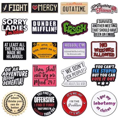 ราคาดี เข็มกลัดเคลือบแข็งแบบกำหนดเองพร้อมโลหะผสมสังกะสีและโลโก้ส่วนตัวสำหรับการสร้างแบรนด์ ออนไลน์