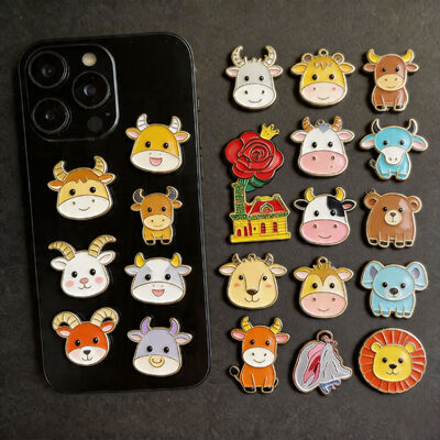 สติ๊กเกอร์เมลอ่อนและโล่ของเมืองที่มีการ grave เป็นภาษาอารบีเพื่อตกแต่งโทรศัพท์และของขวัญทางวัฒนธรรม