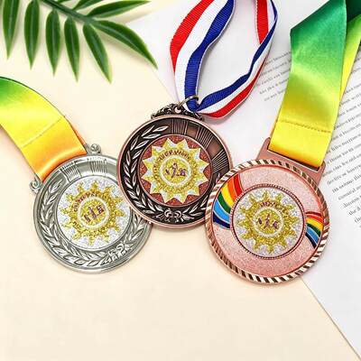 เหรียญกีฬาทอง 3 มิติ สังกะสีผสมทองคํา พร้อมกระดานสําหรับการแข่งขันมาราธอนและการสร้างร่างกาย